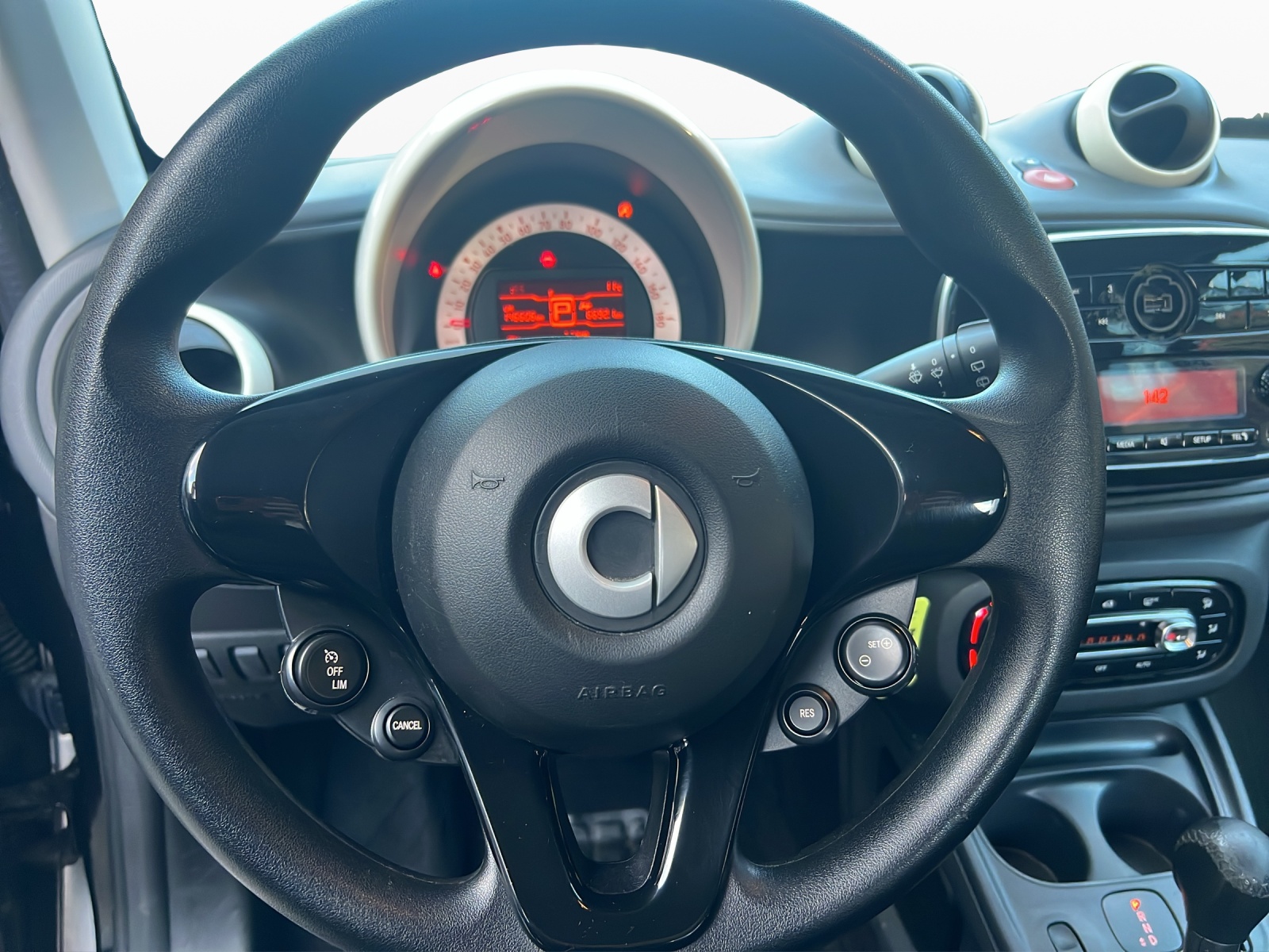 SMART fortwo cityjoy-image-9