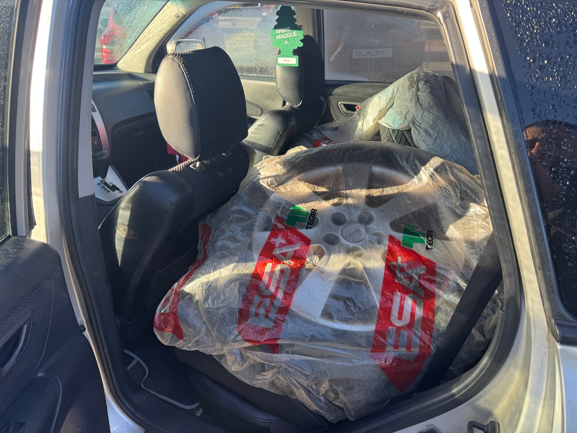 HYUNDAI Tucson 2.7 V6 Style 4WD-image-9