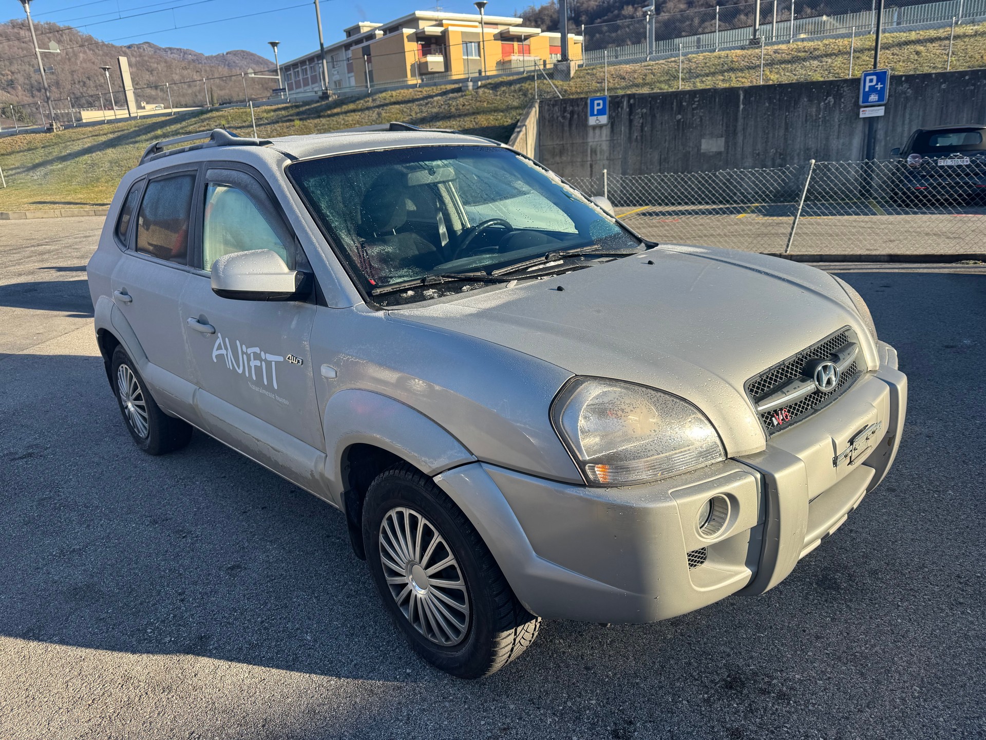 HYUNDAI Tucson 2.7 V6 Style 4WD-image-2