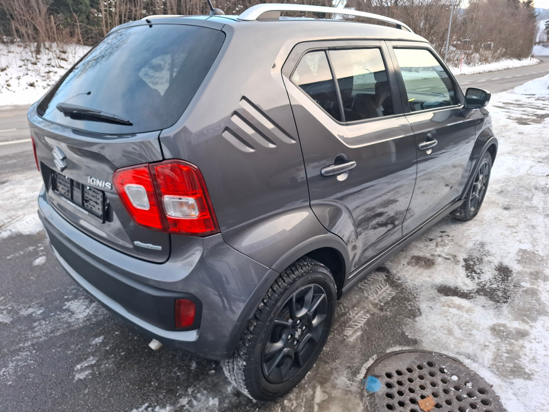 SUZUKI Ignis 1.2i Compact Top 4x4-image-3