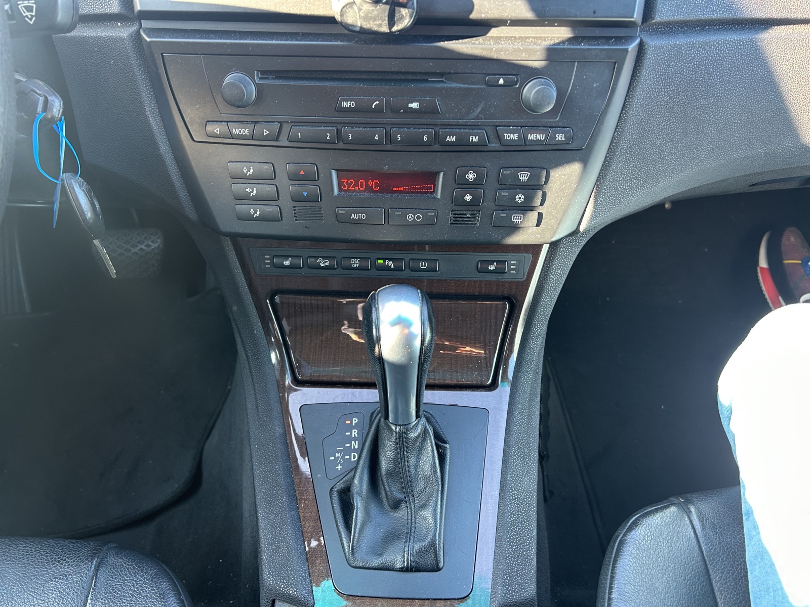 BMW X3 3.0d-image-13
