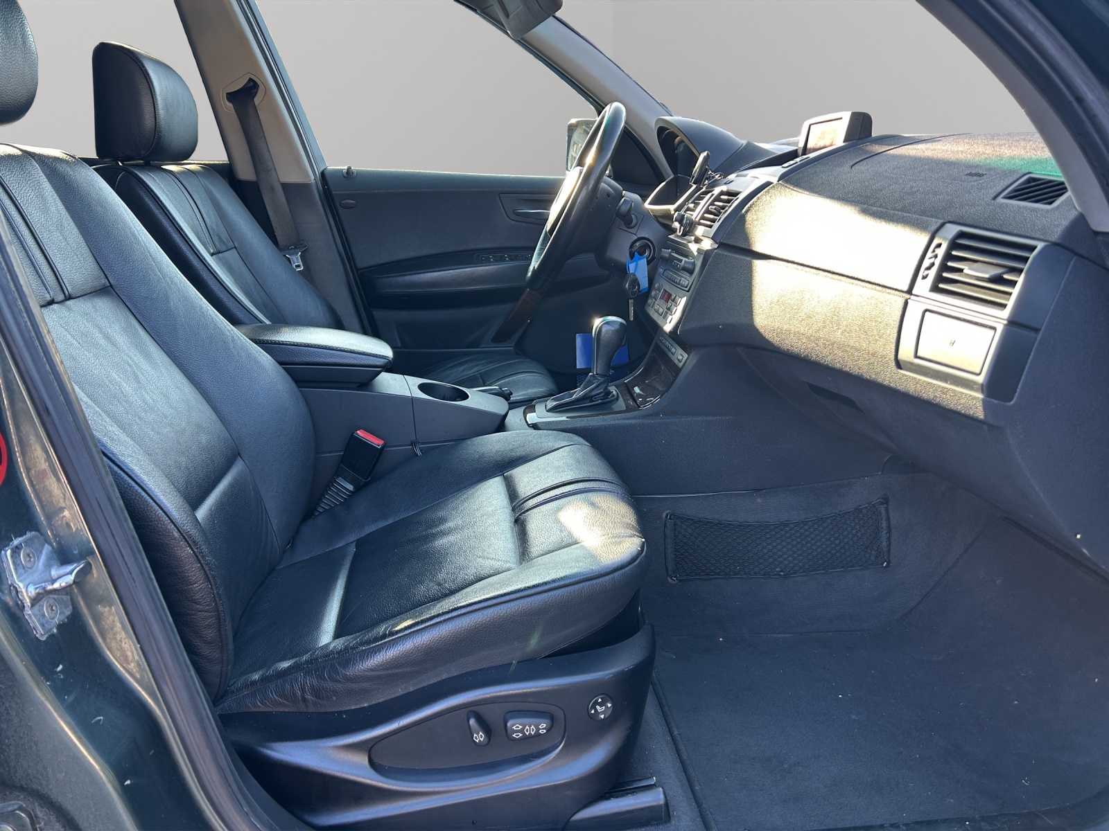 BMW X3 3.0d-image-11