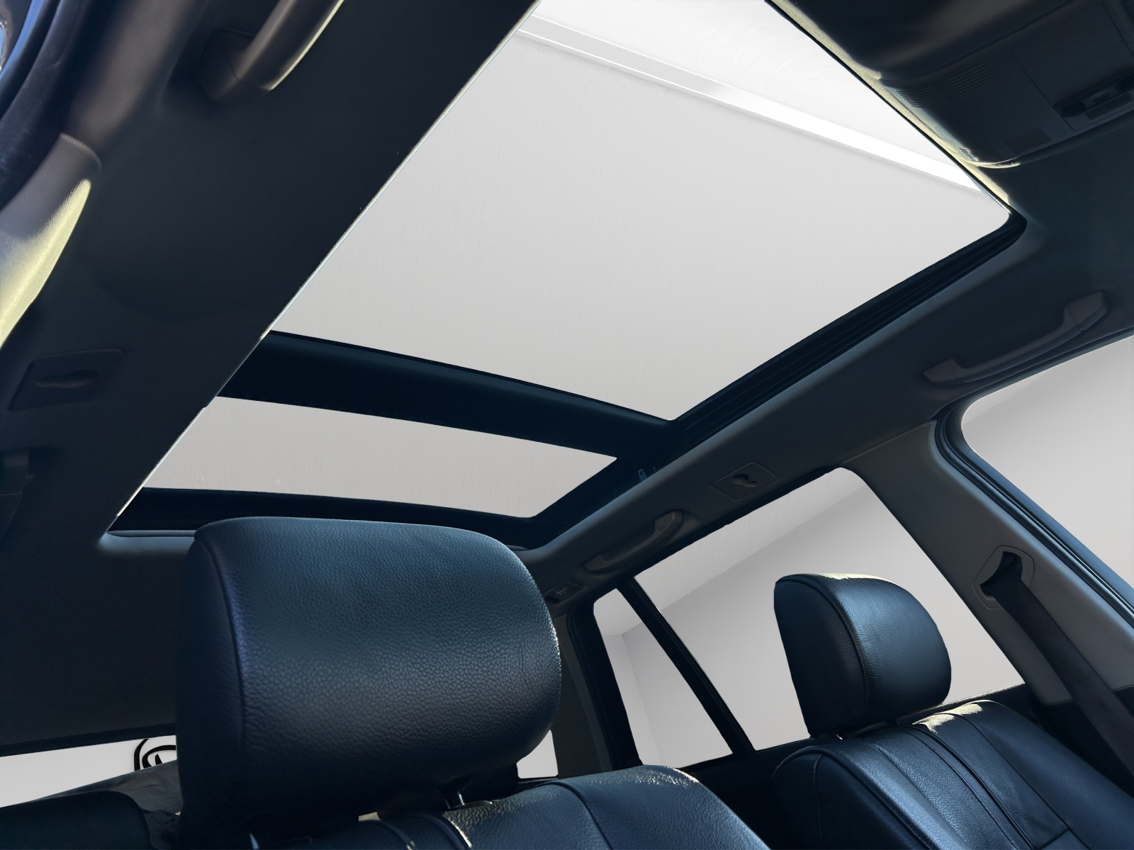 BMW X3 3.0d-image-12