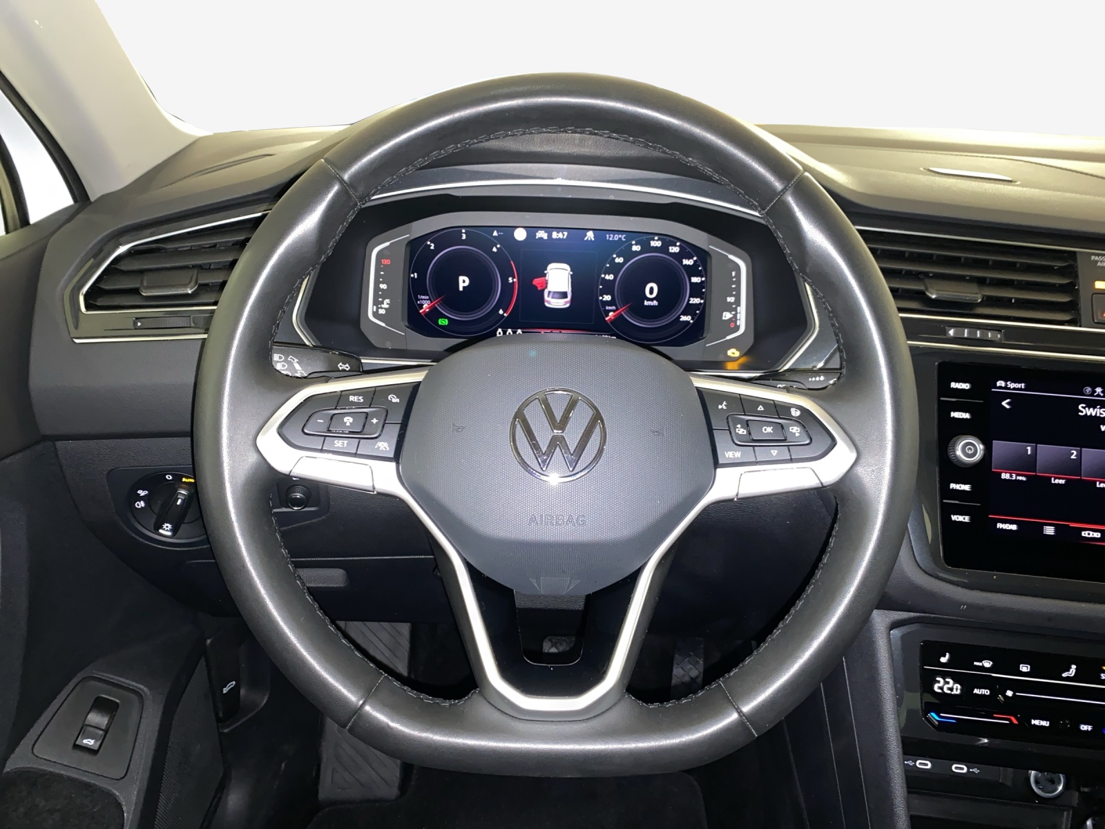 VW Tiguan 2.0 TDI SCR Elegance 4Motion DSG-image-9