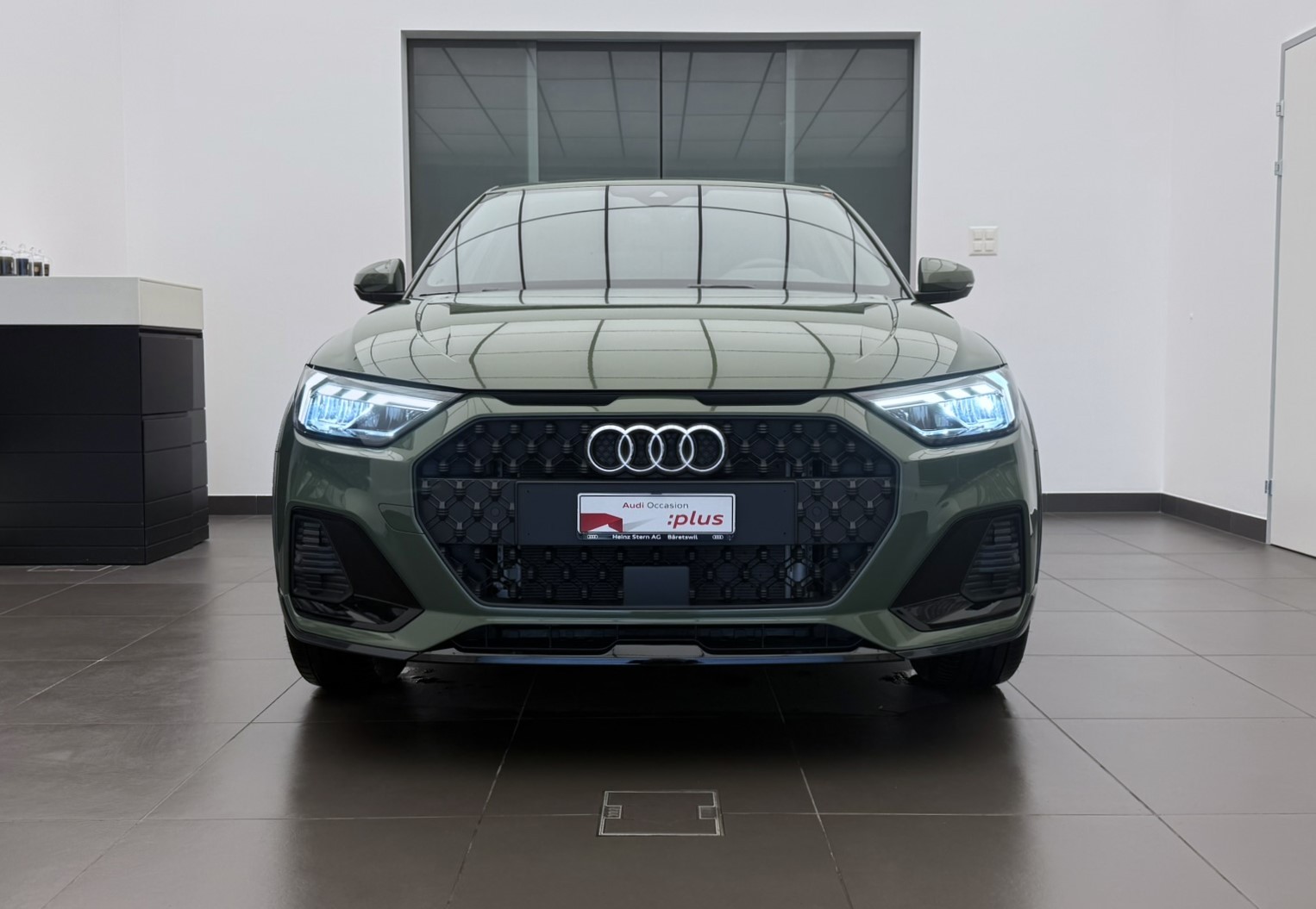 AUDI A1 allstreet 35 TFSI S-tronic-showroom-element-1