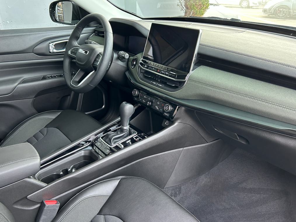 JEEP Compass 1.3 T PHEV North Star Sky AWD-image-9