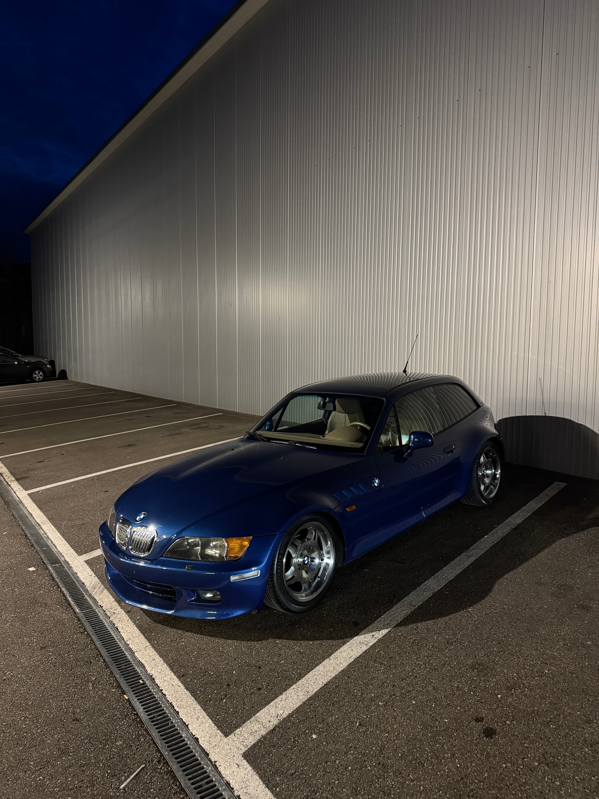 BMW Z3 2.8i Coupé *Topasblau - Braunleder*-image-0
