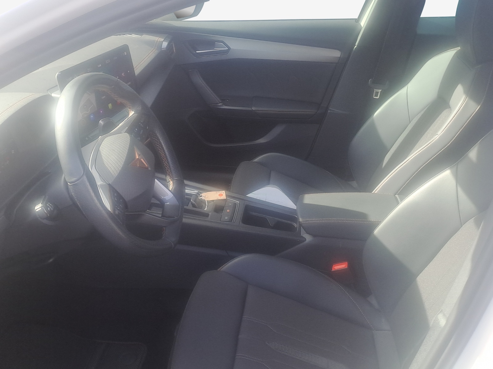 CUPRA Formentor 1.4 e-HYBRID pHEV DSG-image-8