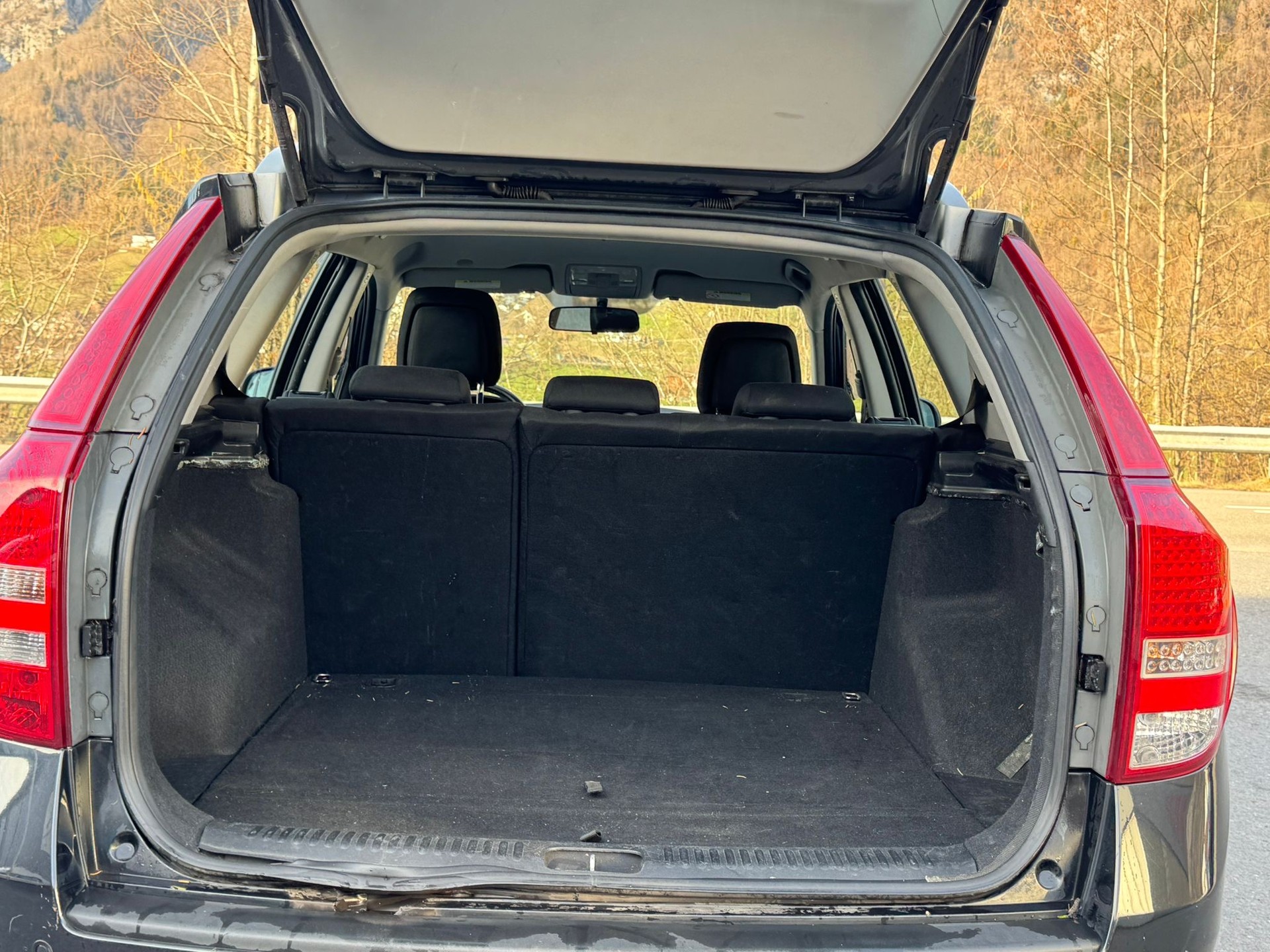 KIA Cee'd Sporty Wagon 1.6 16V Classic-image-13