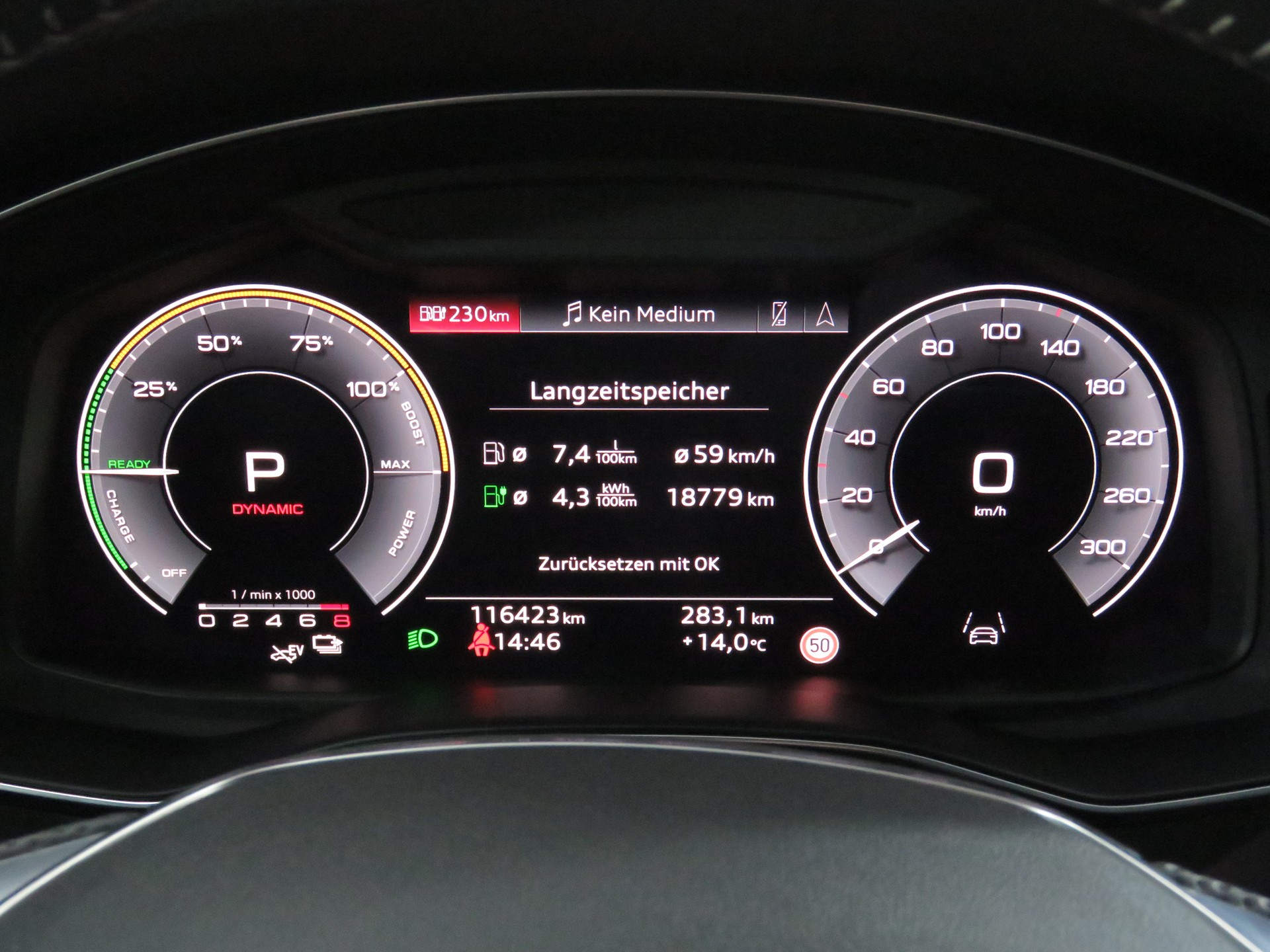 AUDI A6 Avant 55 TFSIe Sport Quattro S-tronic (Automat)-image-15