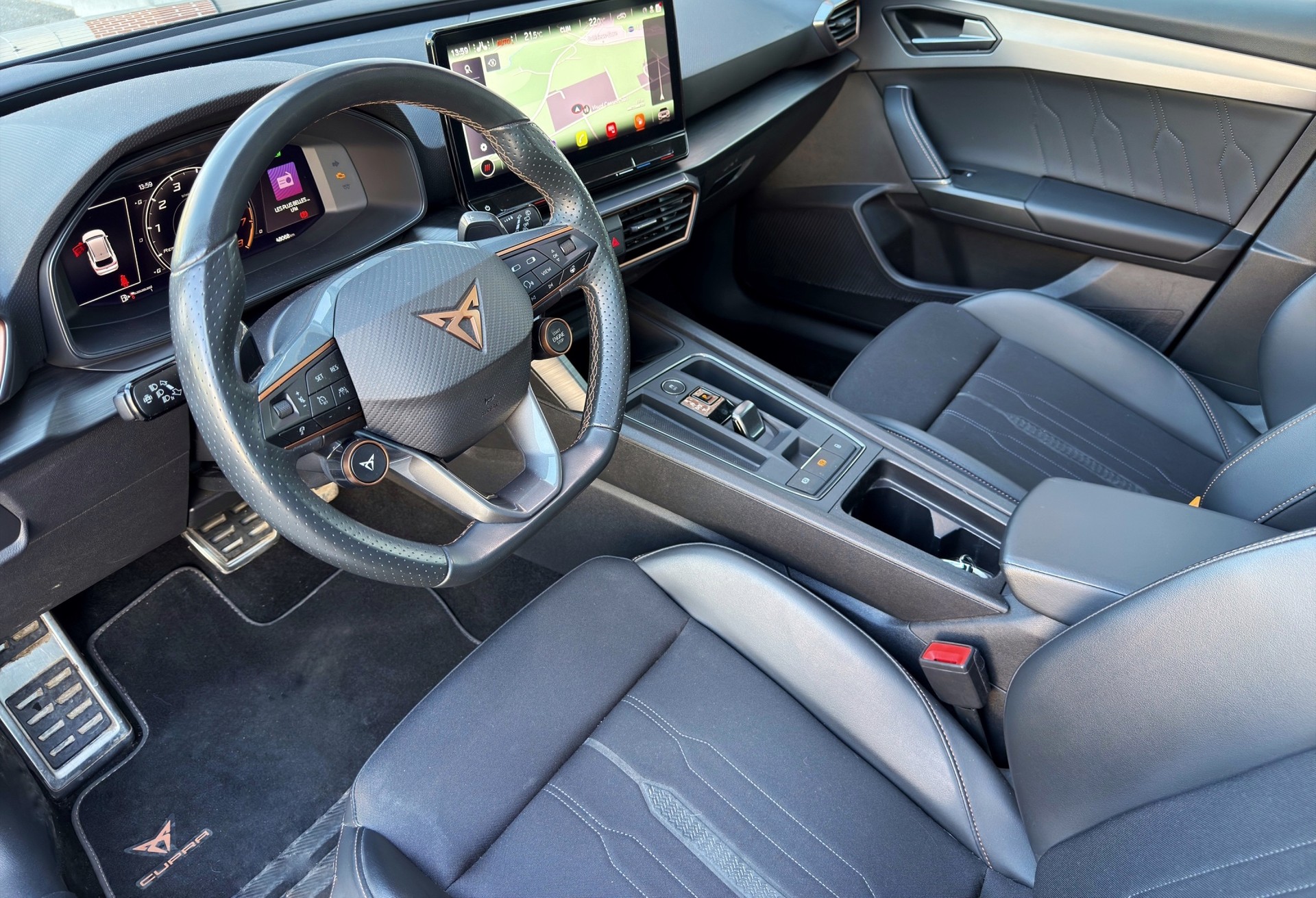 CUPRA LEON ST 2.0 TSI VZ DSG 4Drive-image-10
