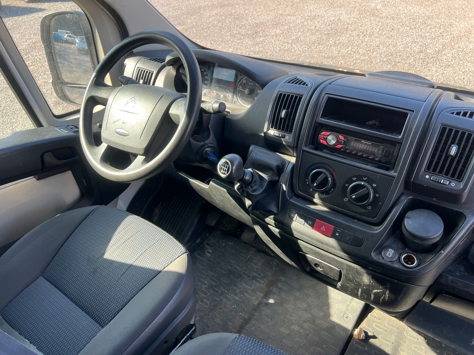 CITROEN Jumper 2.2 HDi 30 L1H1-image-12