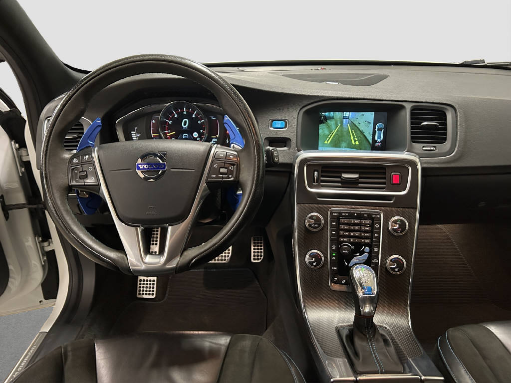 VOLVO V60 3.0 T6 Polestar AWD-image-9