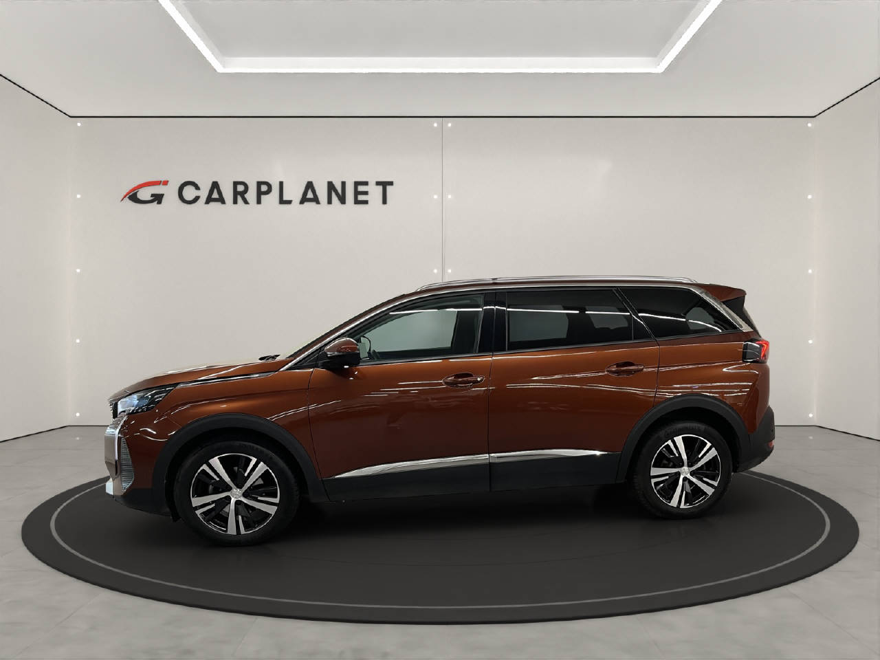PEUGEOT 5008 1.2 PureTech Allure Pack-image-1
