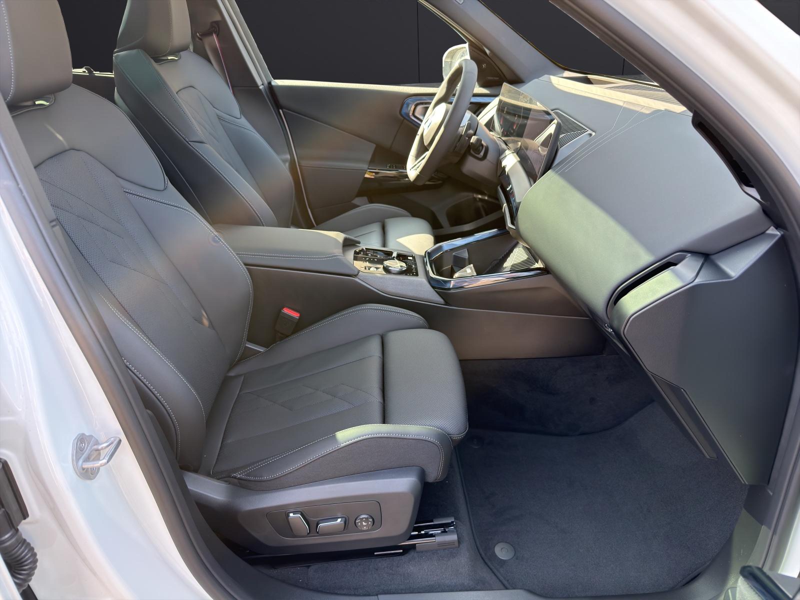 BMW X3 30e xDrive-image-18