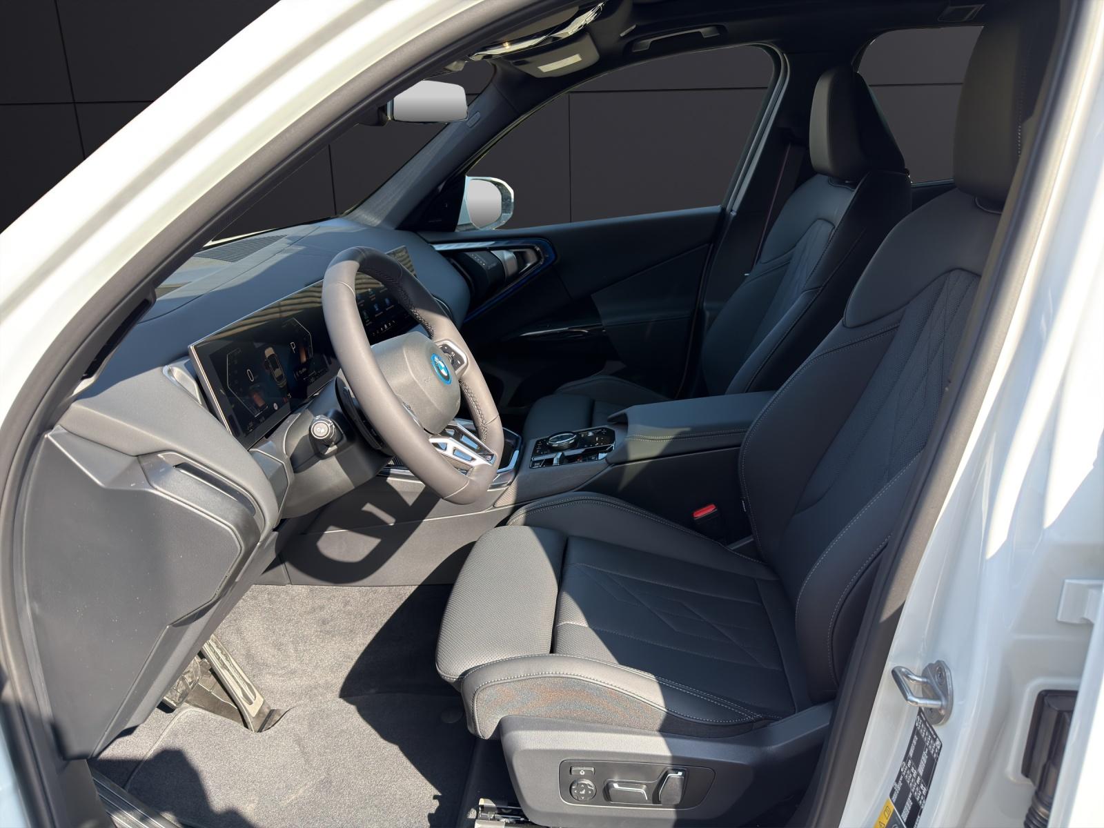 BMW X3 30e xDrive-image-1