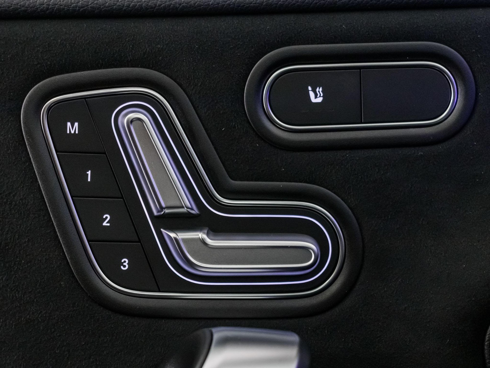 MERCEDES-BENZ A 45 S AMG 4MATIC+-image-12