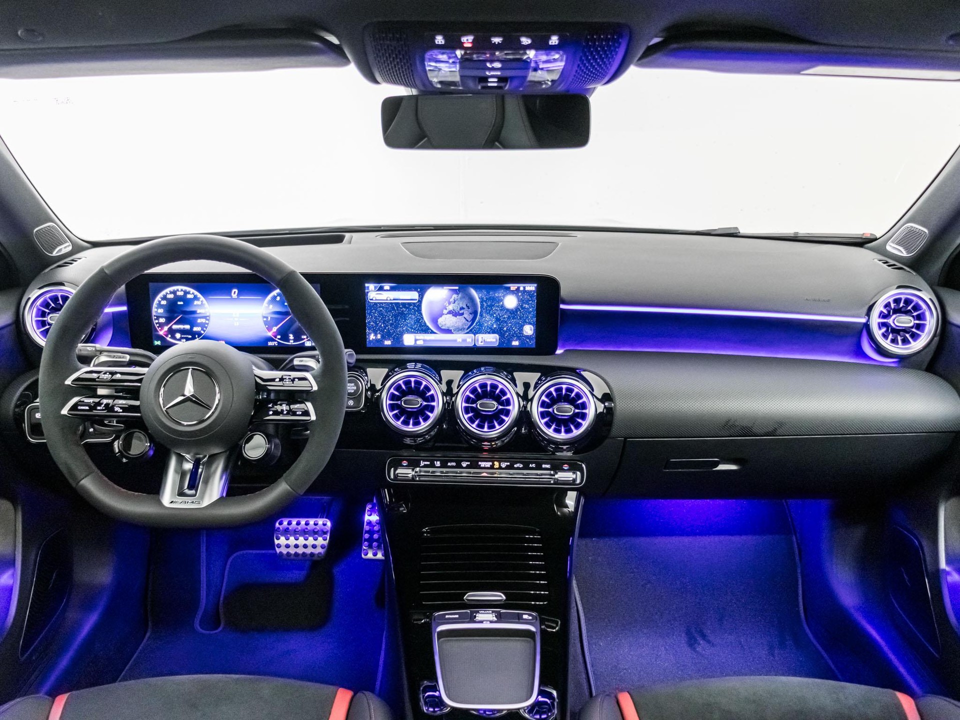 MERCEDES-BENZ A 45 S AMG 4MATIC+-image-11