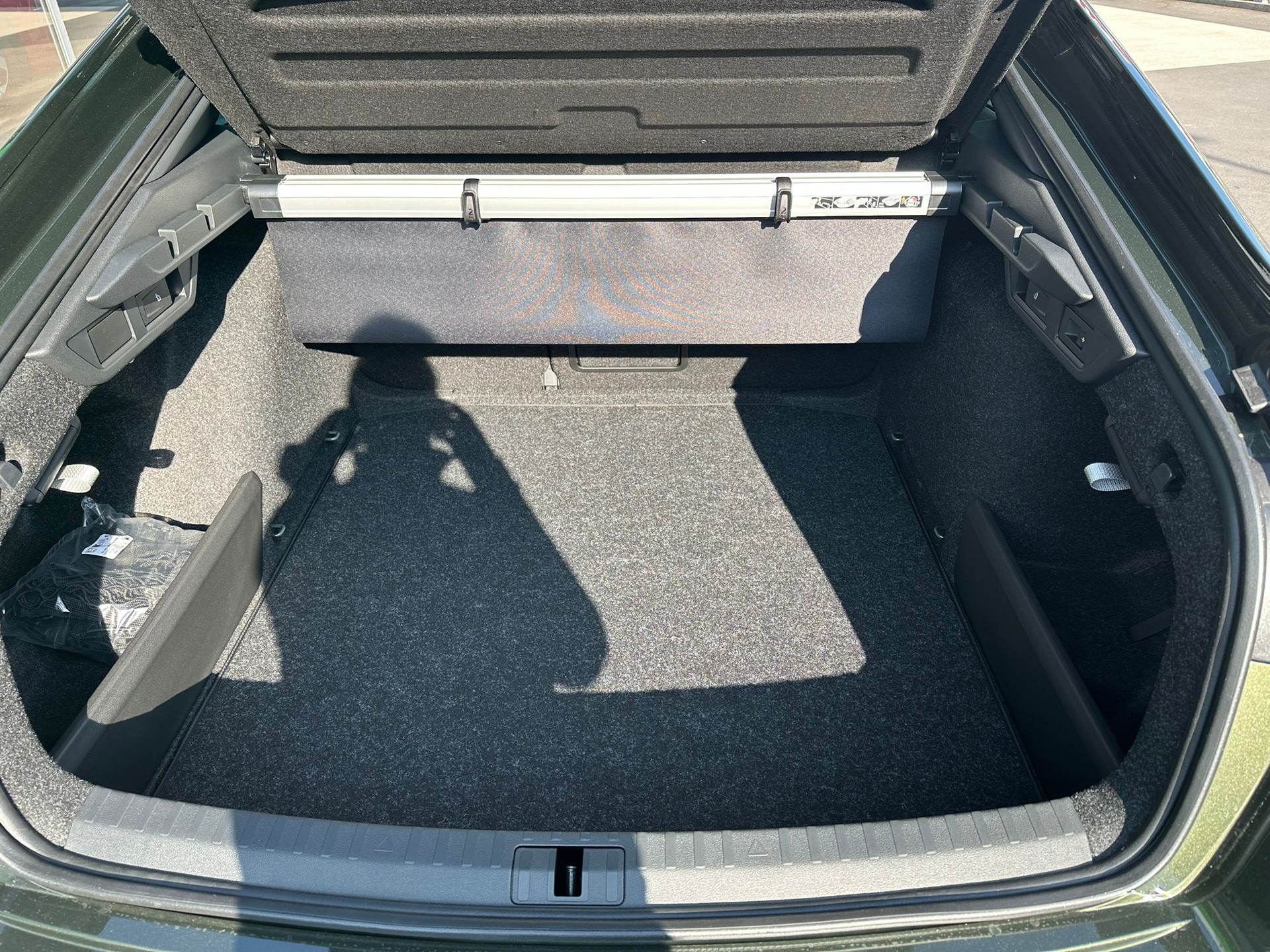 SKODA Octavia 2.0TSI RS Limousine-image-8