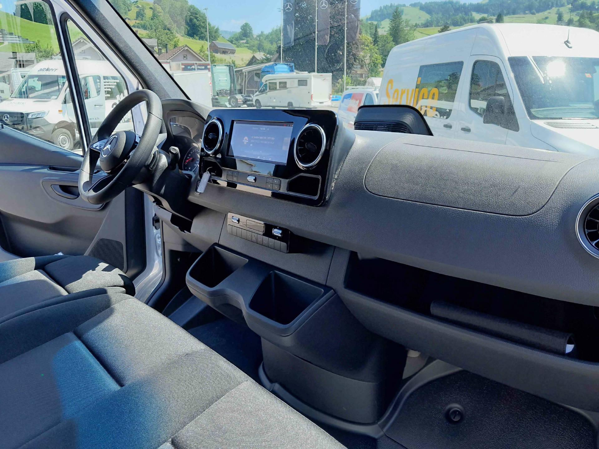MERCEDES-BENZ Sprinter 317 Kaw. 3665 S 2.0 CDI 170 Pro-image-11