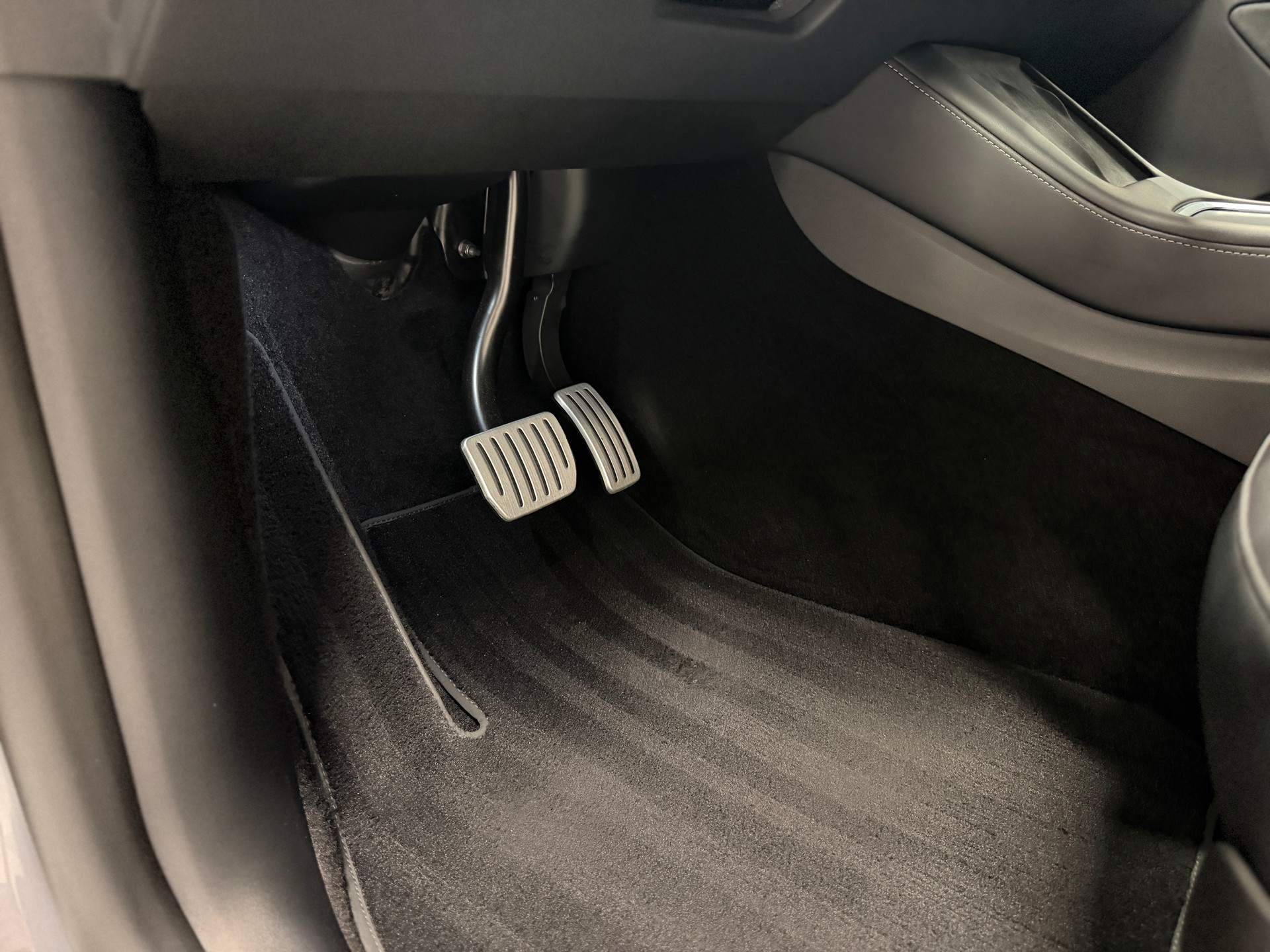 TESLA Model Y Performance-image-16