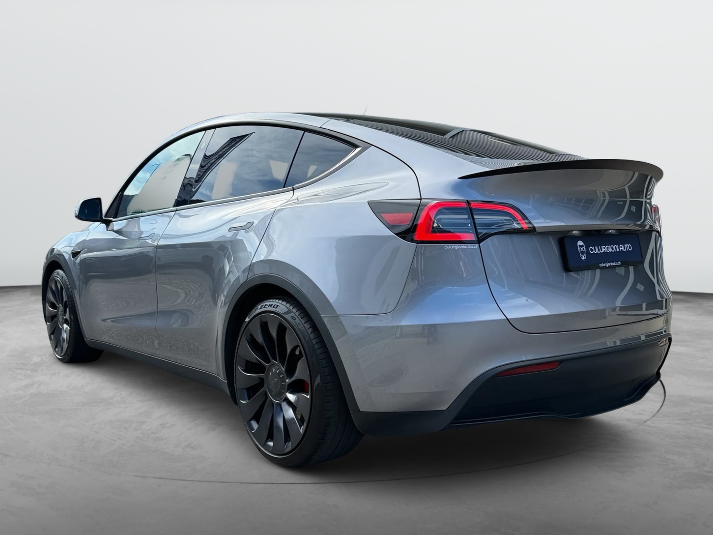 TESLA Model Y Performance-image-6