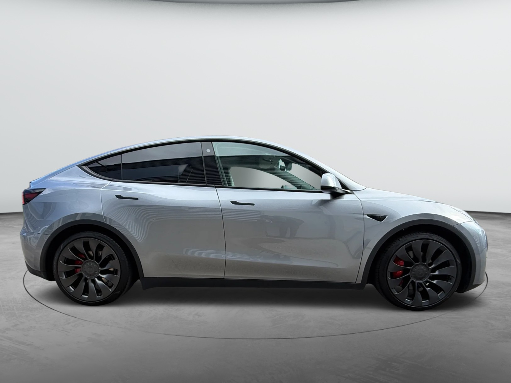 TESLA Model Y Performance-image-3