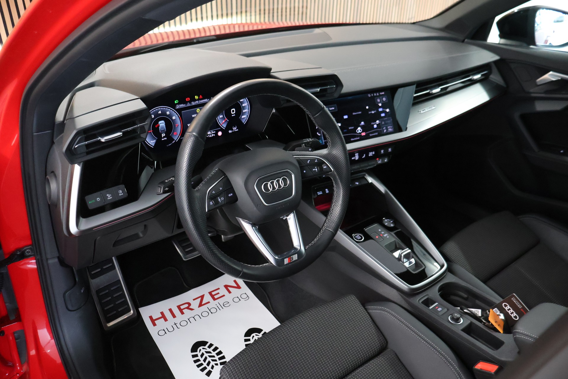 AUDI A3 Sportback 40 TFSI S line quattro S-tronic-image-9