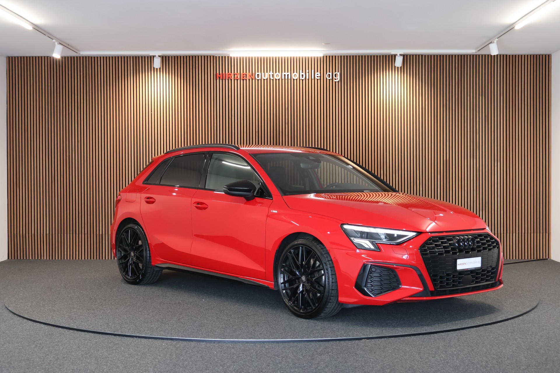 AUDI A3 Sportback 40 TFSI S line quattro S-tronic-image-6
