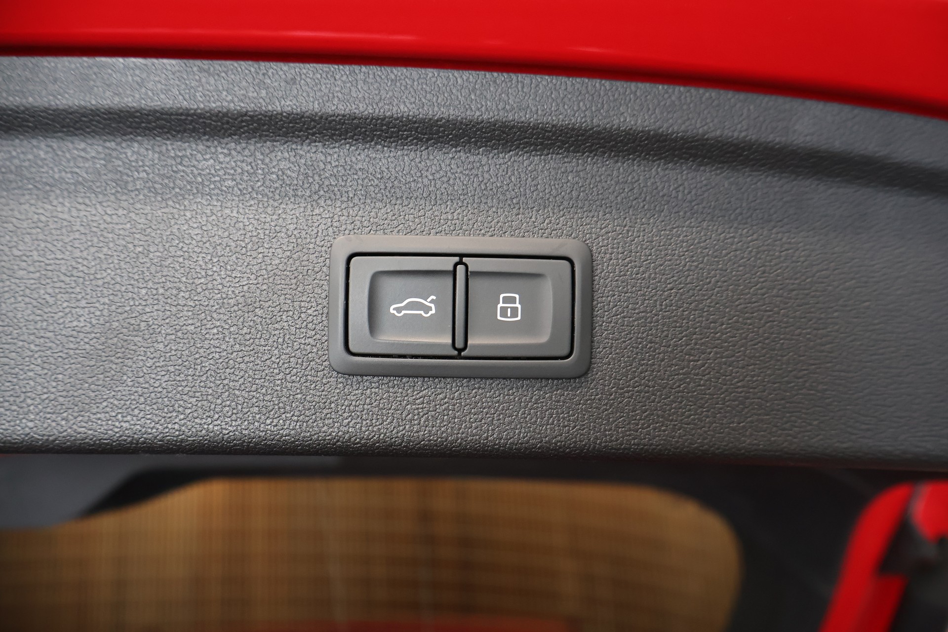 AUDI A3 Sportback 40 TFSI S line quattro S-tronic-image-13
