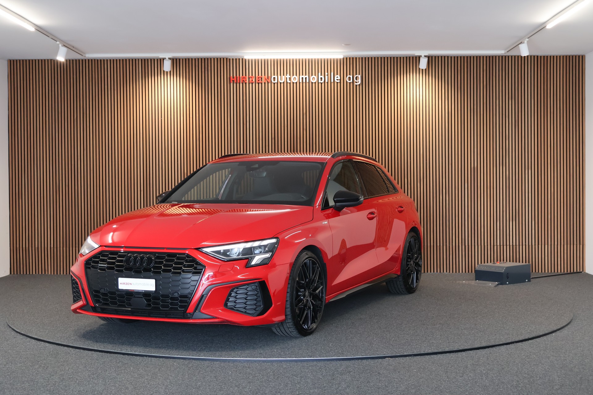 AUDI A3 Sportback 40 TFSI S line quattro S-tronic