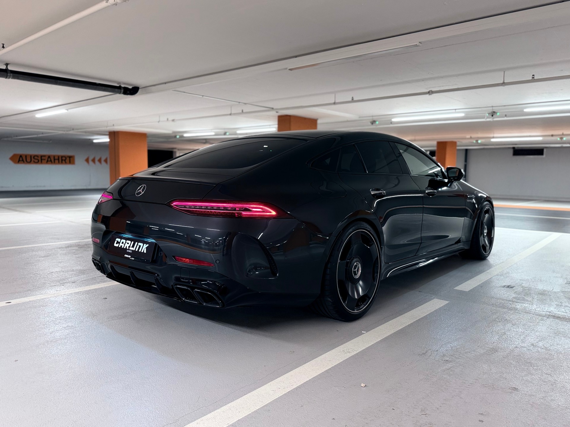 MERCEDES-BENZ AMG GT 4 63 4Matic+ Speedshift MCT-showroom-element-3