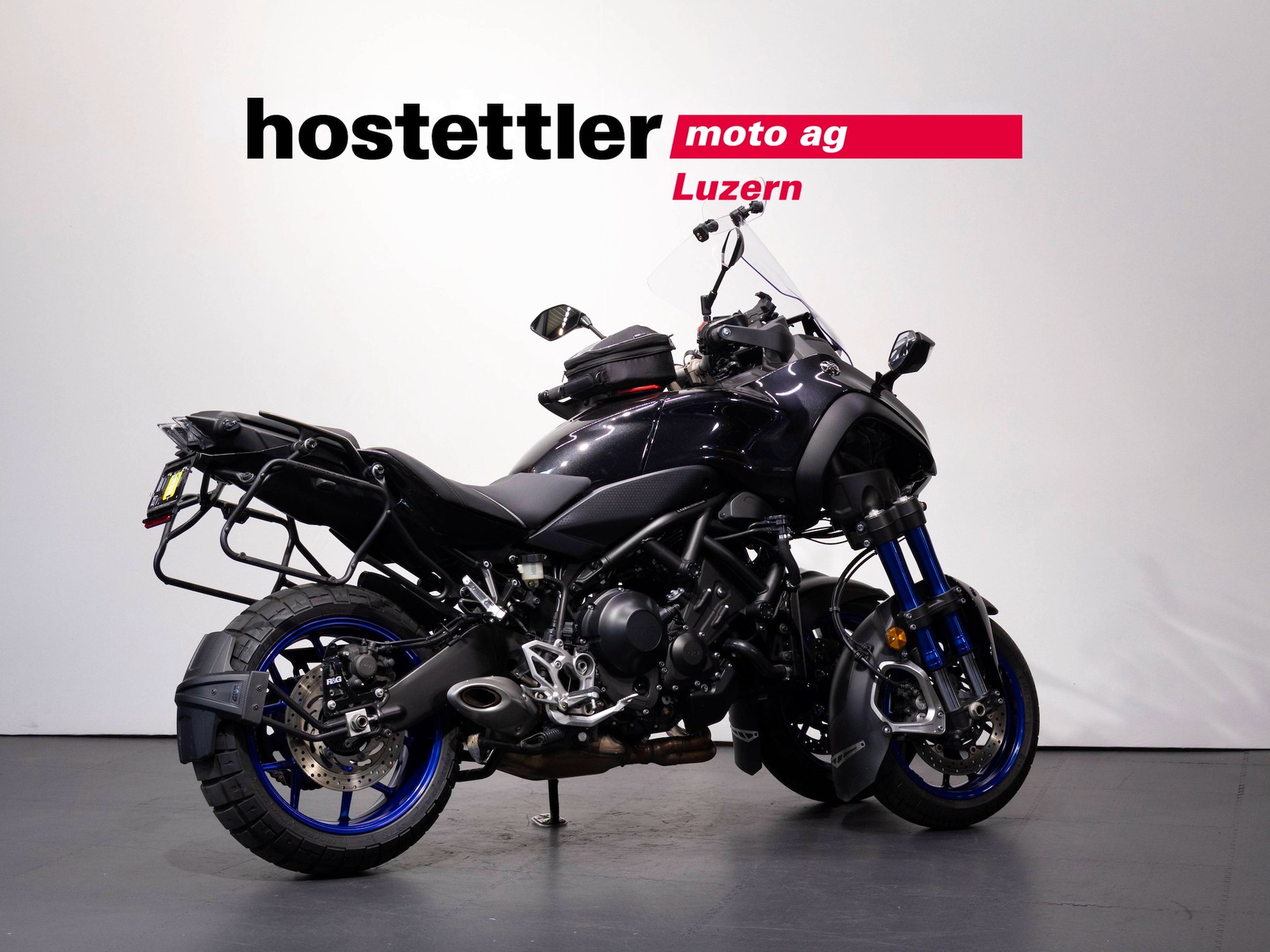 YAMAHA Niken-showroom-element-2