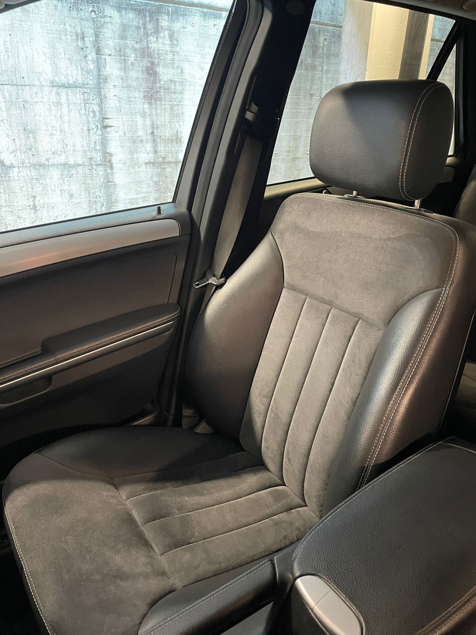 MERCEDES-BENZ ML 420 CDI 4Matic 7G-Tronic-image-12