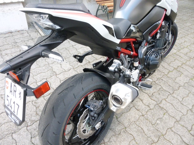 KAWASAKI Z 900-image-2