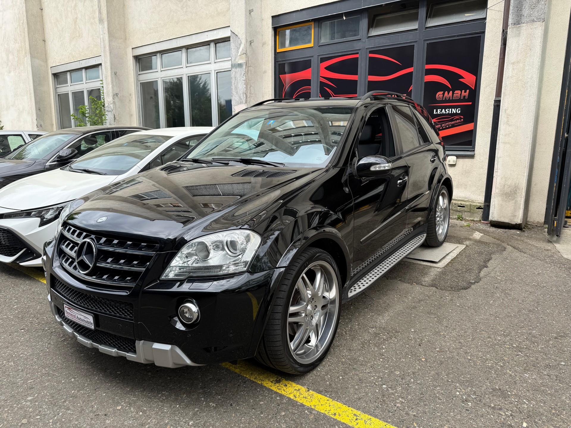 MERCEDES-BENZ ML 350 4Matic 7G-Tronic AMG Optik-image-3