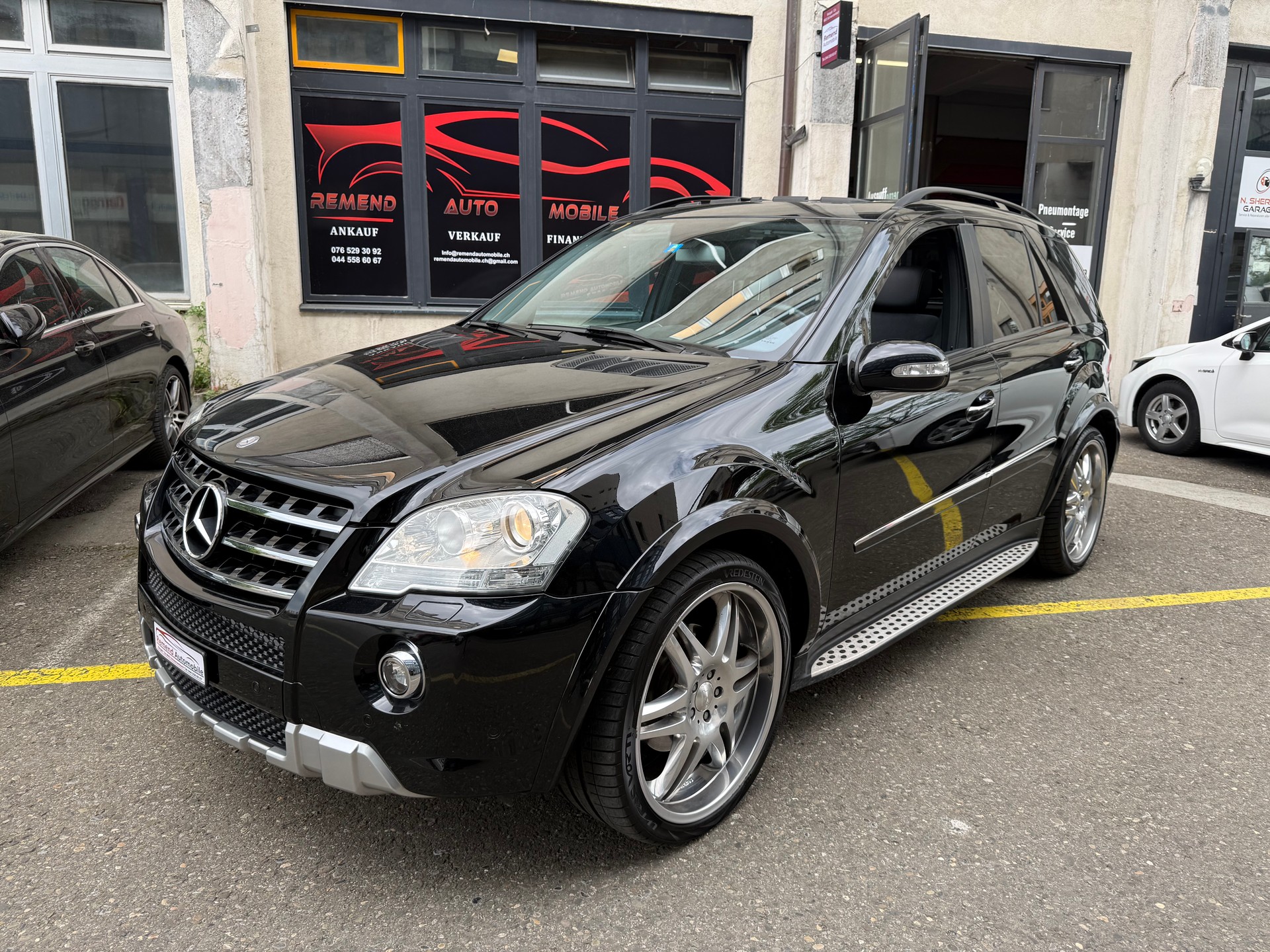 MERCEDES-BENZ ML 350 4Matic 7G-Tronic AMG Optik