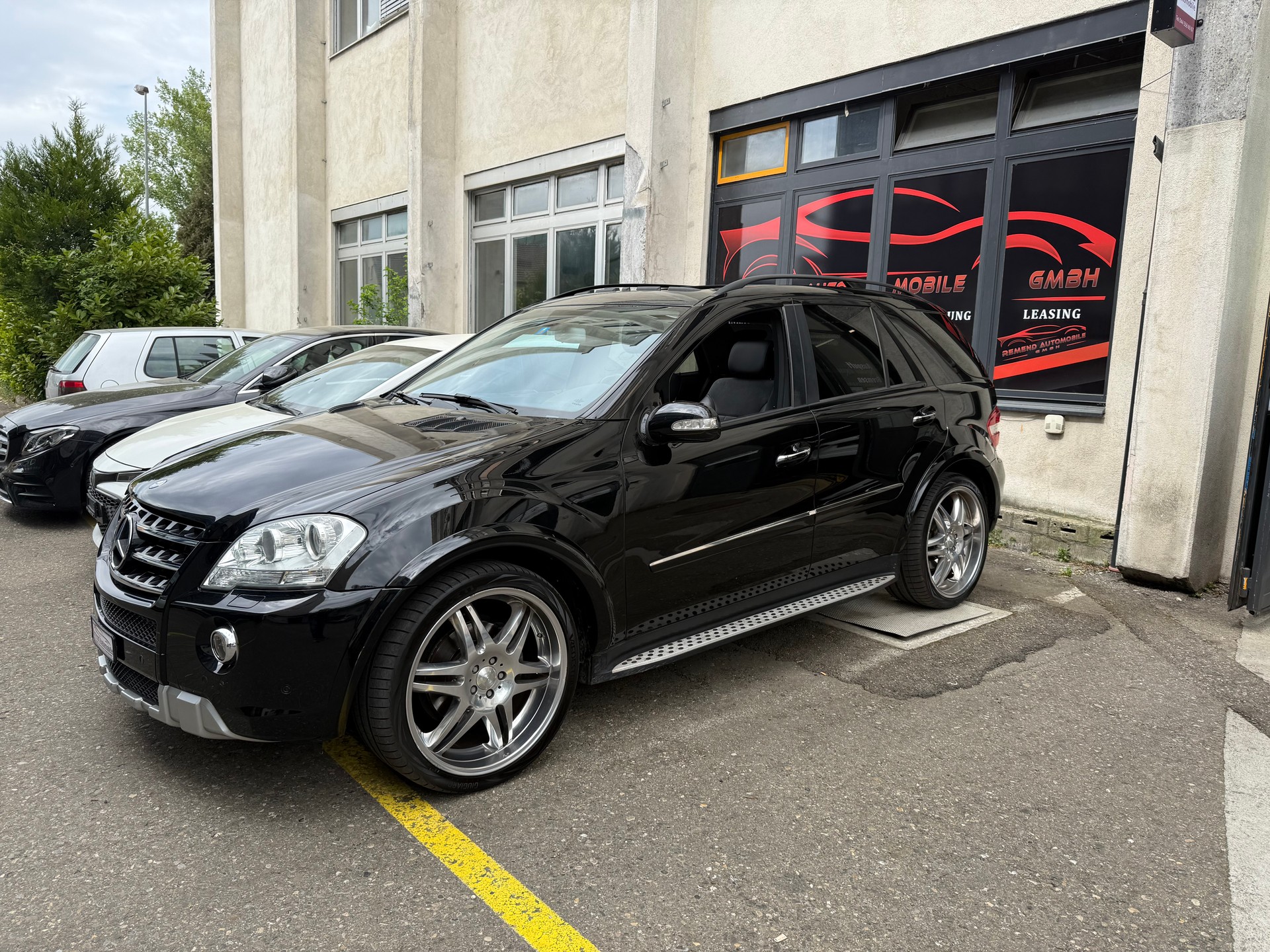 MERCEDES-BENZ ML 350 4Matic 7G-Tronic AMG Optik-image-1