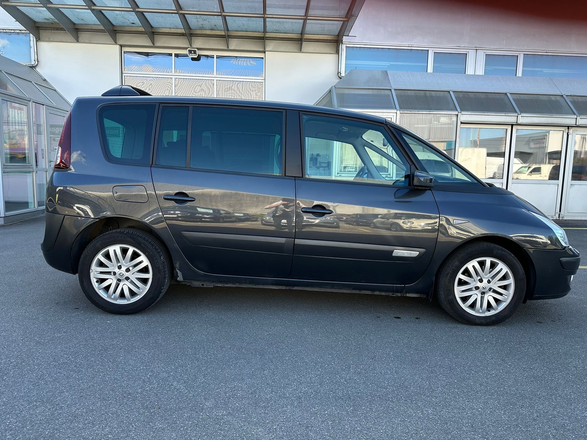 RENAULT Espace 2.0 Turbo Privilège-image-4