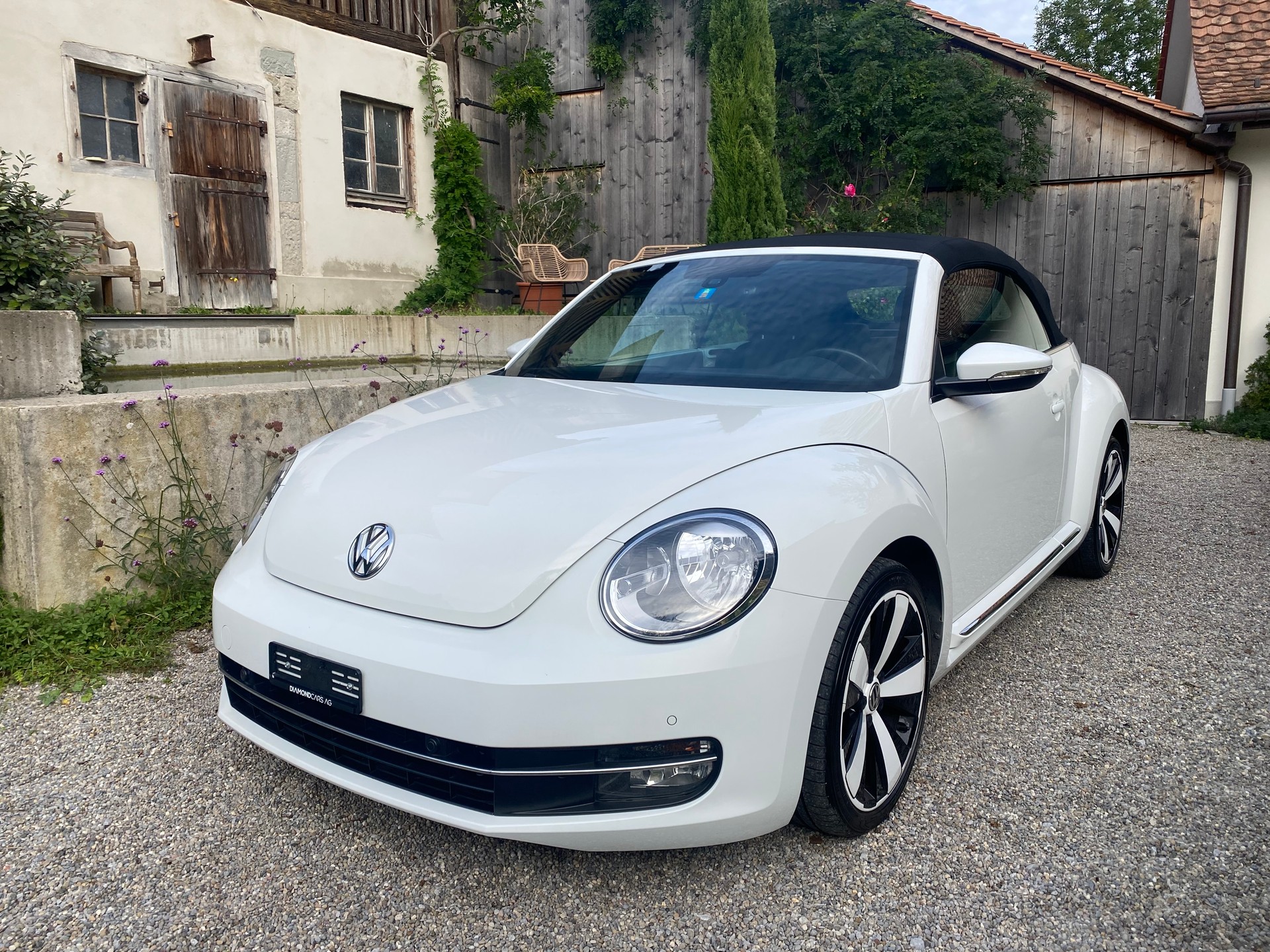 VW VW Beetle Cabrio 1.4 TSI Sport - frisch ab Service & MFK - Leder-image-19