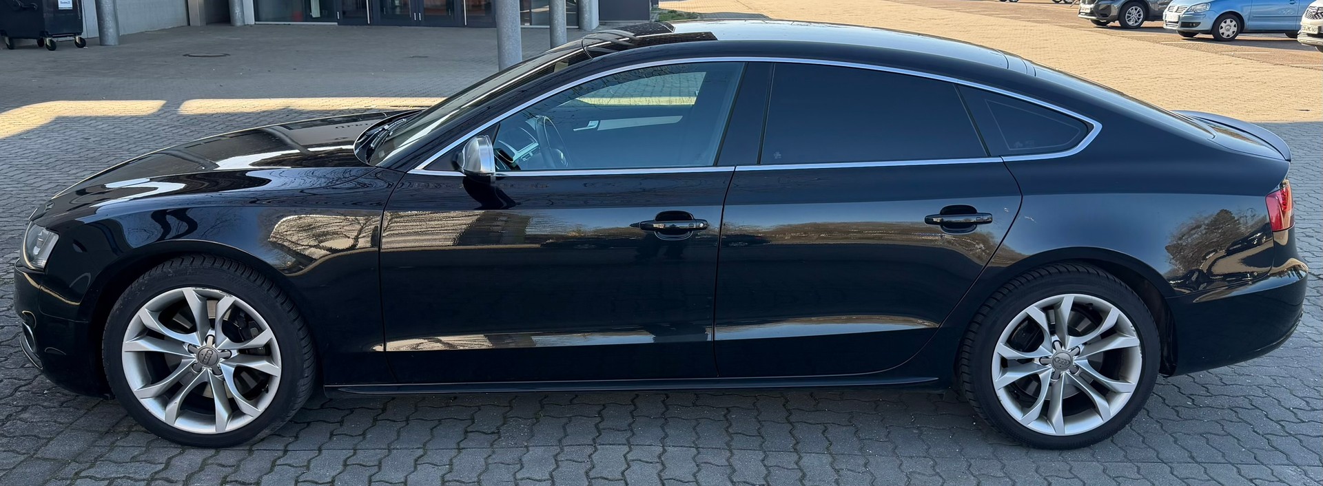 AUDI 3.0 V6 TFSI quattro S-Tronic-image-5