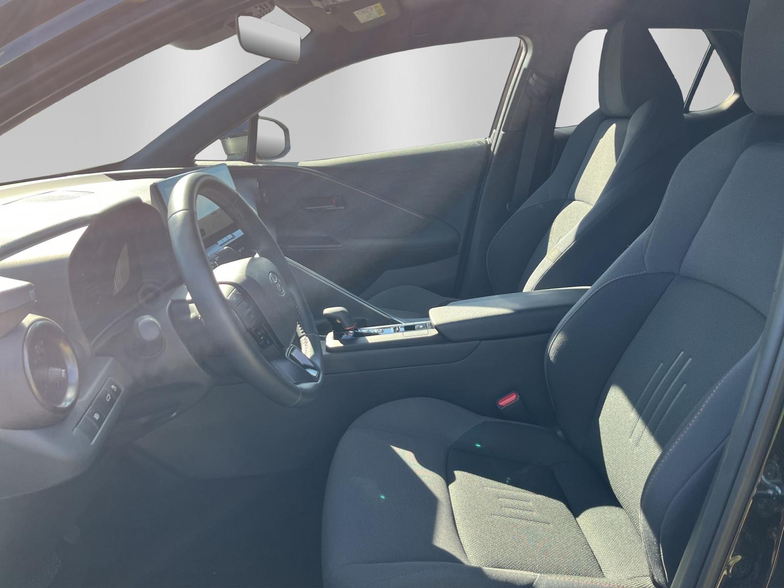 TOYOTA C-HR 2.0 HEV Trend 4x4-image-8