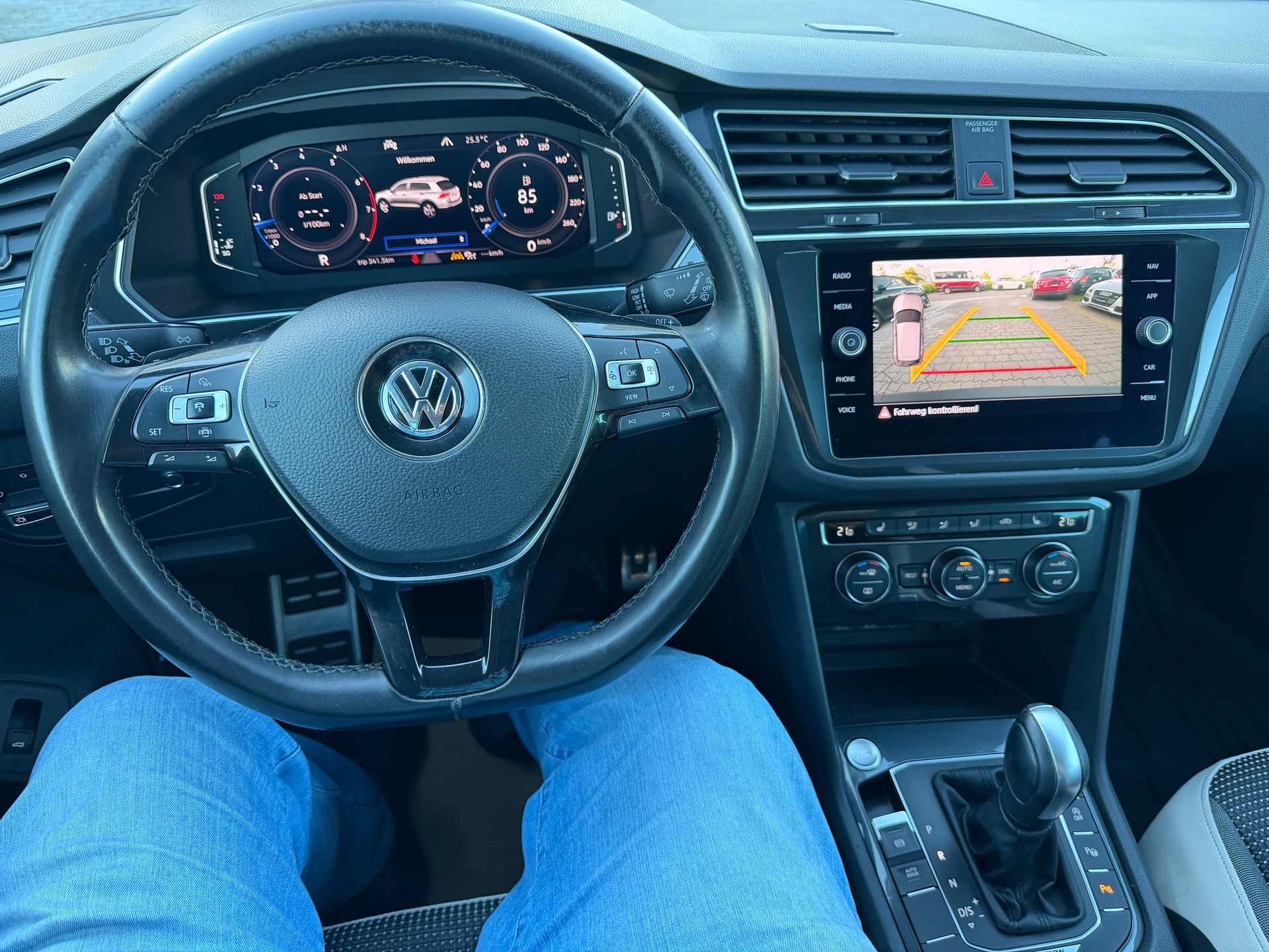 VW Tiguan 2.0TSI Offroad 4Motion DSG-image-11