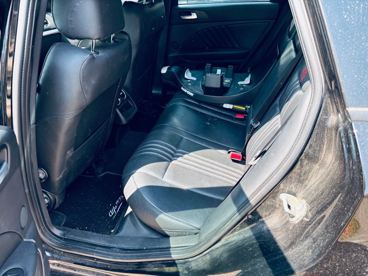 ALFA ROMEO 1.8 TBi 200 TI-image-9