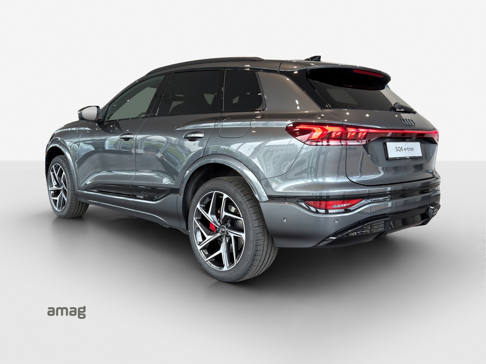 AUDI SQ6 e-tron quattro-image-2