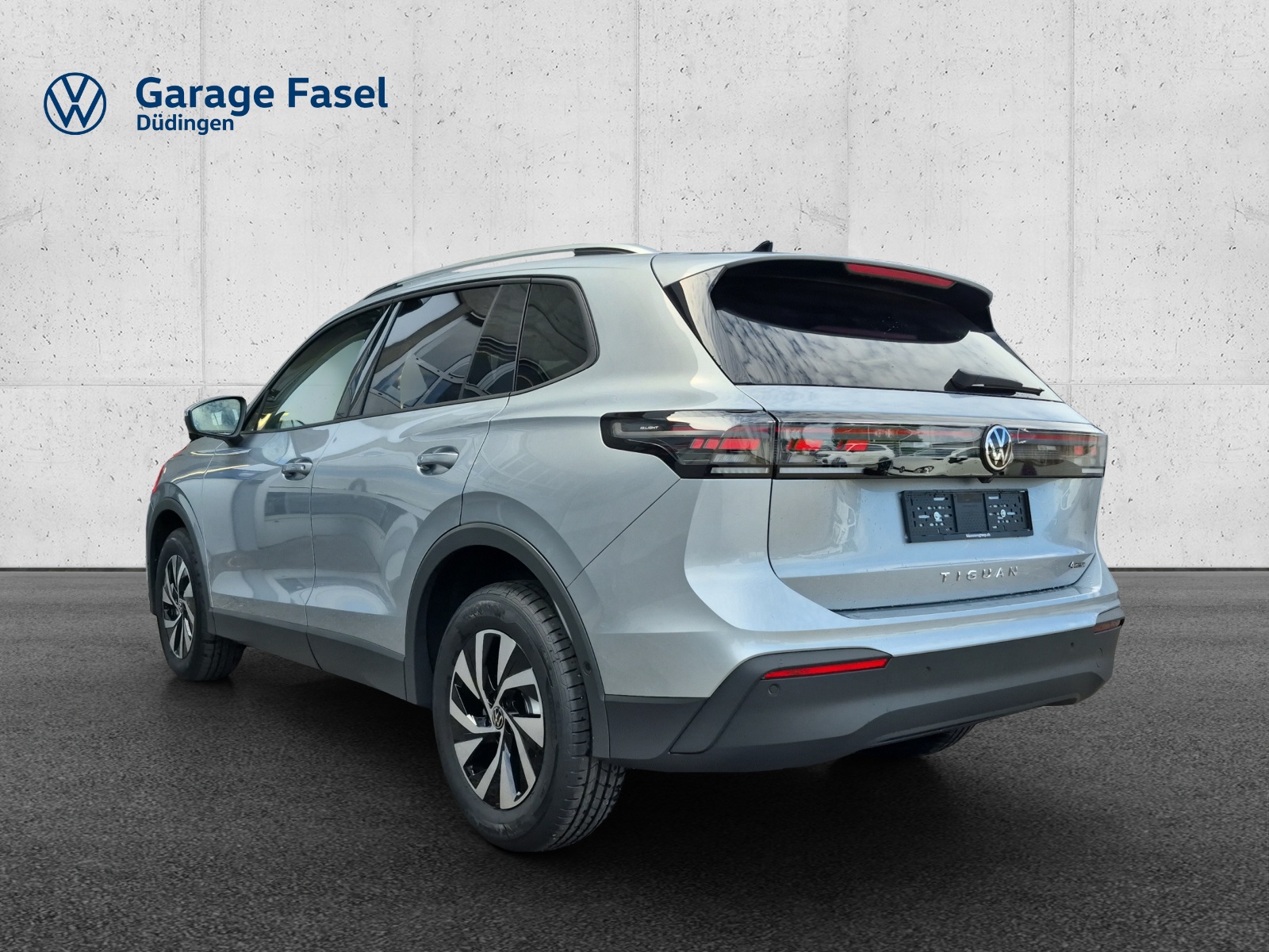 VW Tiguan 2.0 TSI DSG United 4Motion-image-2