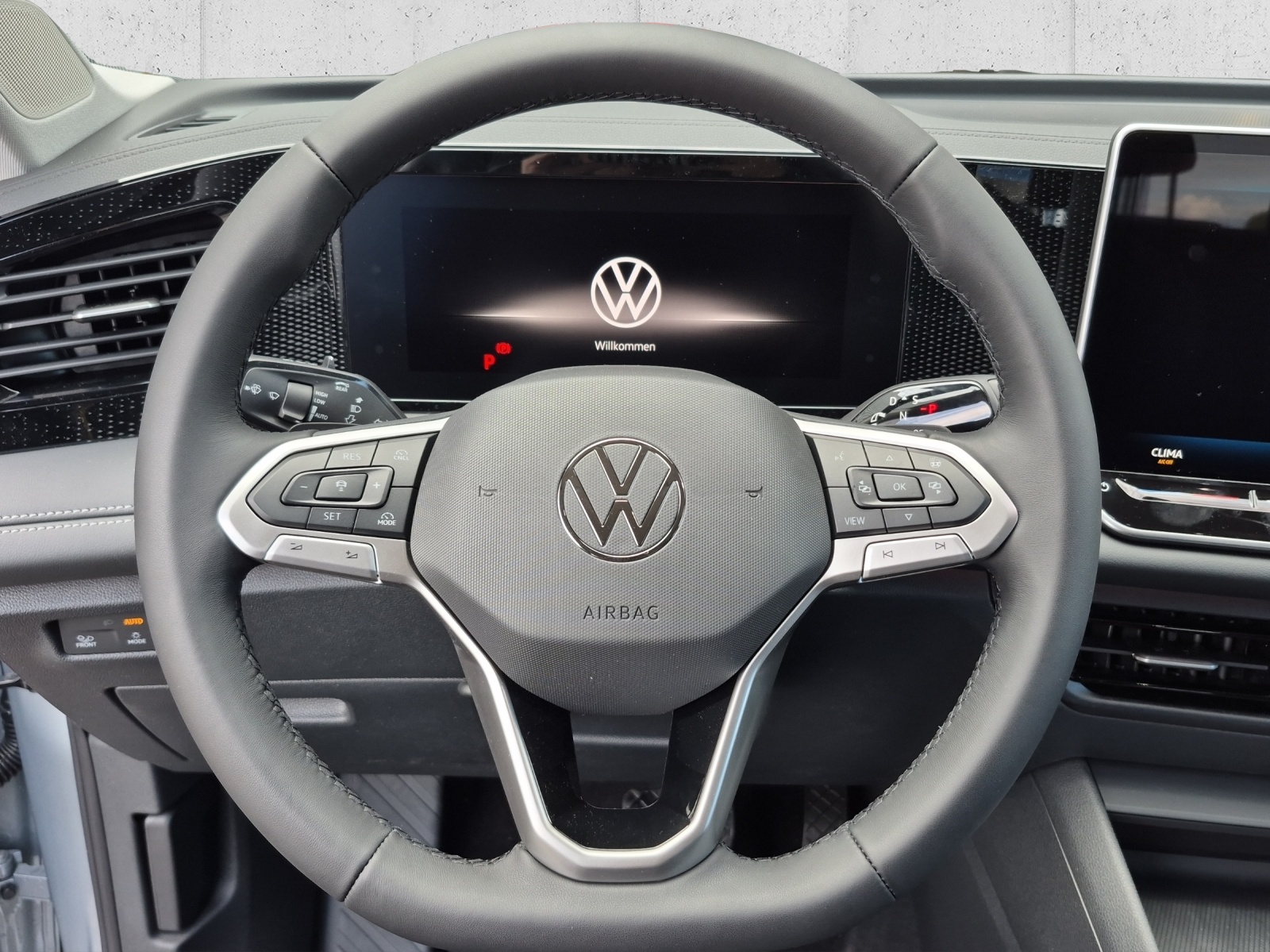 VW Tiguan 2.0 TSI DSG United 4Motion-image-9
