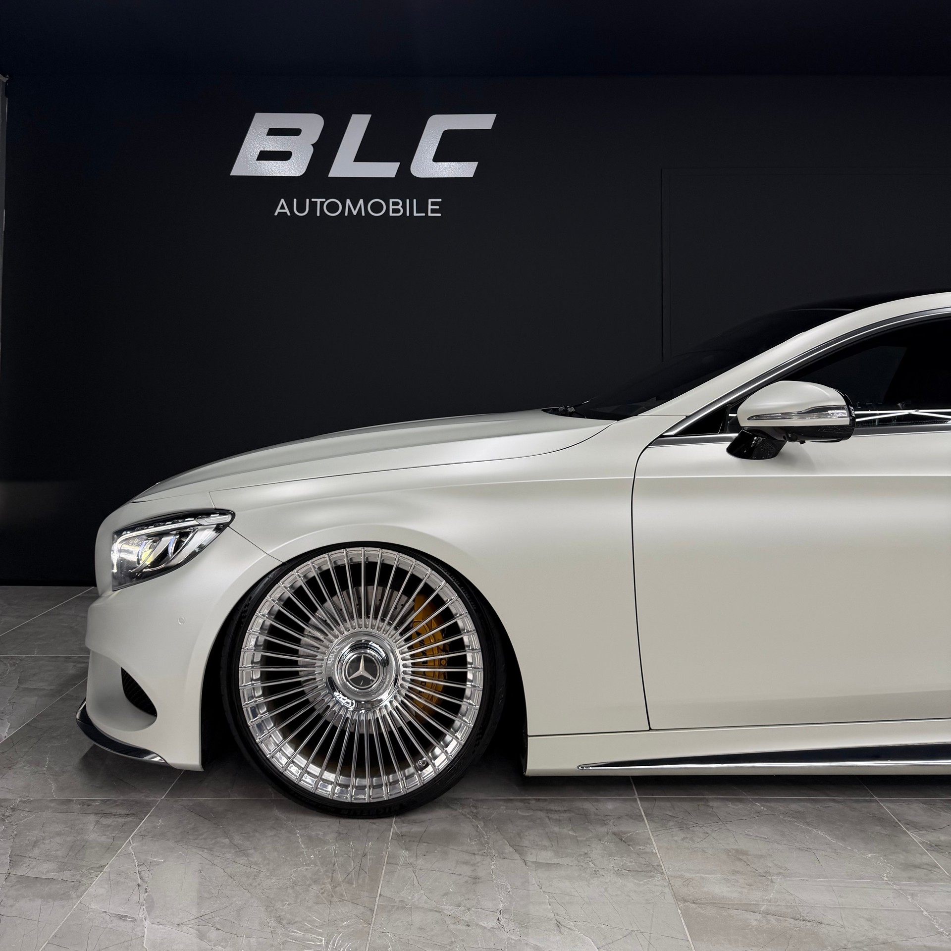 MERCEDES-BENZ S 400 Coupé 4Matic 7G-Tronic-image-3