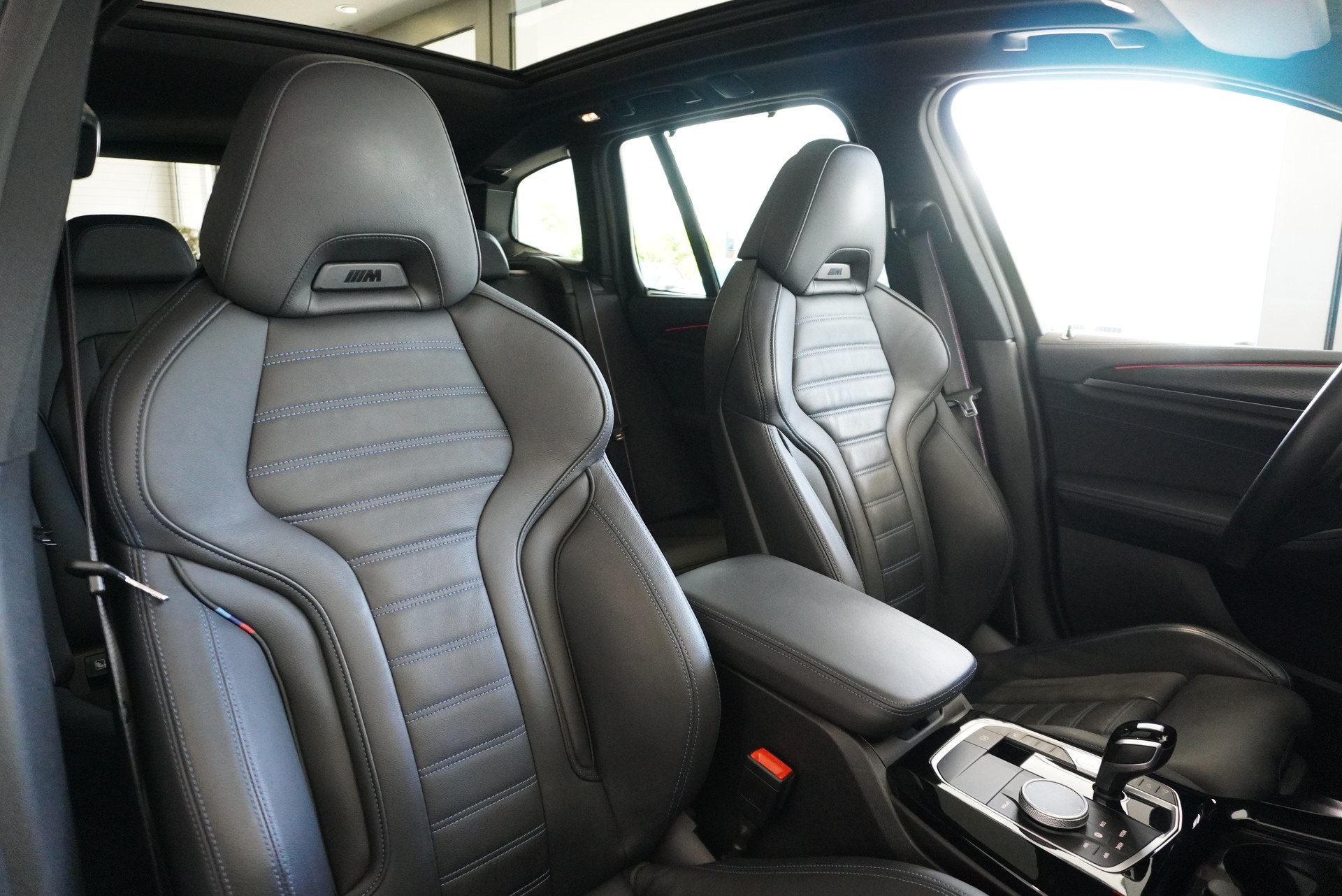 BMW X3 M40i-image-8