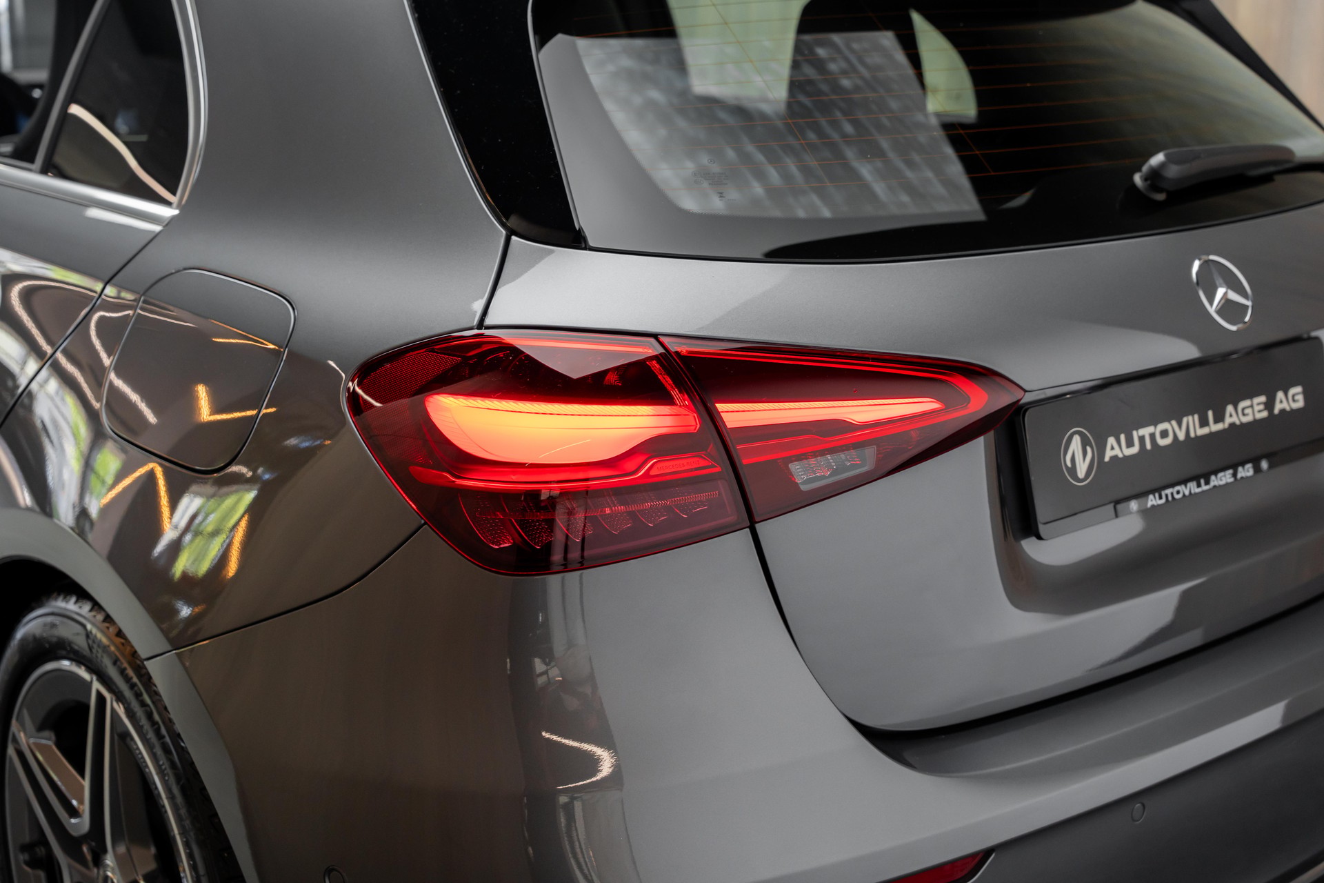 MERCEDES-BENZ A 220 d 8G-DCT-image-18